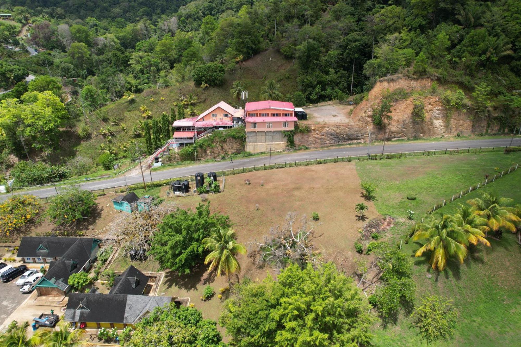 Las Cuevas Beach Lodge Extérieur photo